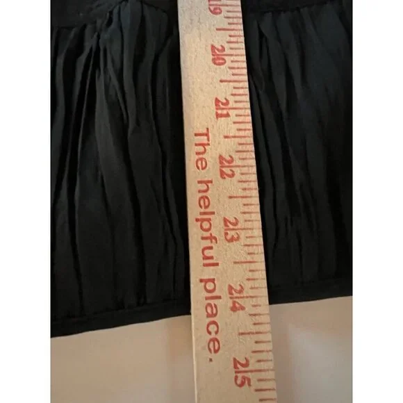 Burberry black silk lined designer knee length skirt 10 luxury pleated hem - Picture 8 of 9